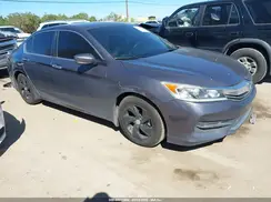 1HGCR2F31HA292555 2017 HONDA ACCORD