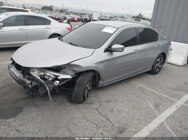 1HGCR2F31HA301299 2017 HONDA ACCORD - Image 2