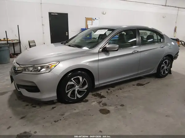 1HGCR2F31HA302923 2017 HONDA ACCORD - Image 2
