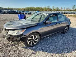 1HGCR2F31HA304722 2017 HONDA ACCORD