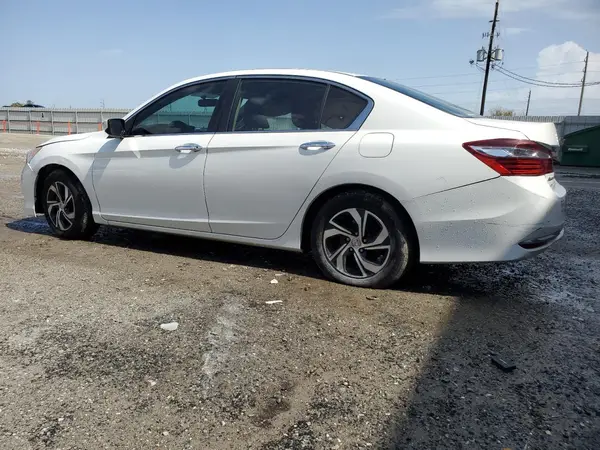 1HGCR2F31HA305465 2017 HONDA ACCORD - Image 2