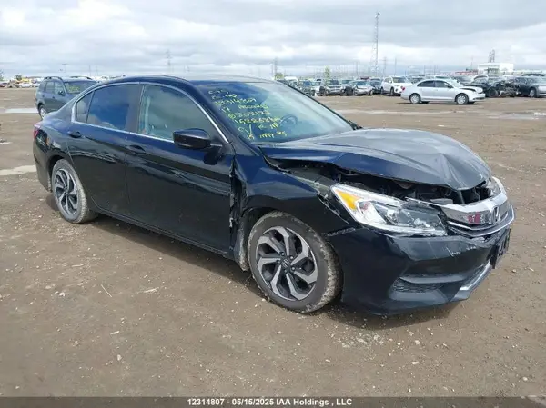 1HGCR2F31HA802127 2017 HONDA ACCORD - Image 1