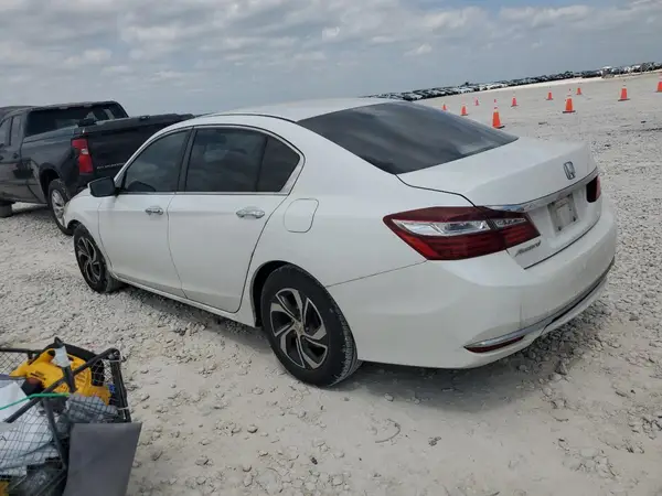 1HGCR2F32GA018537 2016 HONDA ACCORD - Image 2