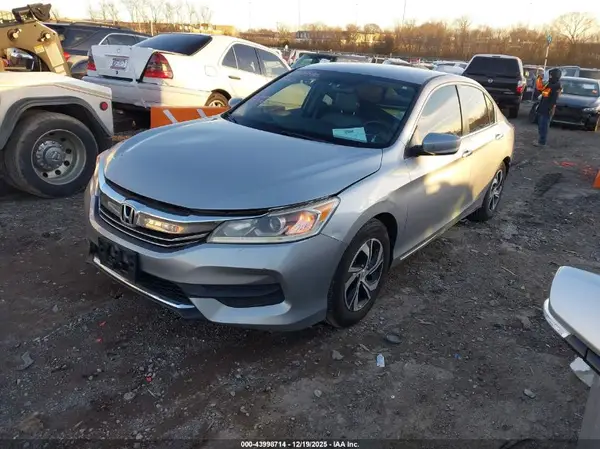 1HGCR2F32GA025956 2016 HONDA ACCORD - Image 2