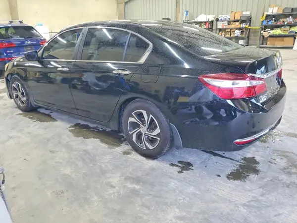 1HGCR2F32GA030445 2016 HONDA ACCORD - Image 2