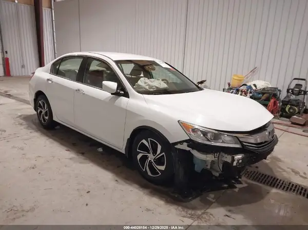 1HGCR2F32GA058942 2016 HONDA ACCORD - Image 1