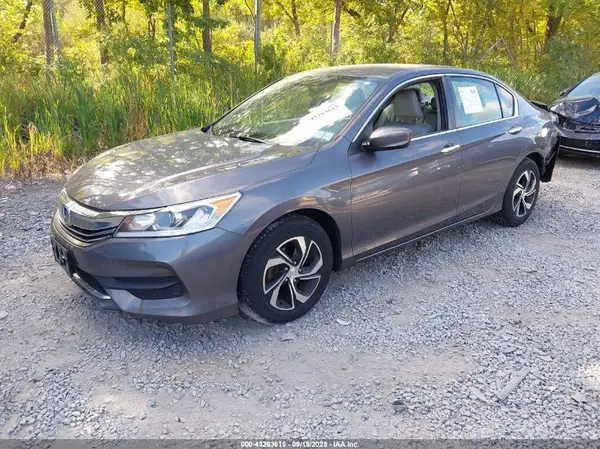 1HGCR2F32GA064319 2016 HONDA ACCORD - Image 2