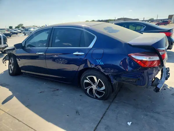 1HGCR2F32GA068158 2016 HONDA ACCORD - Image 2