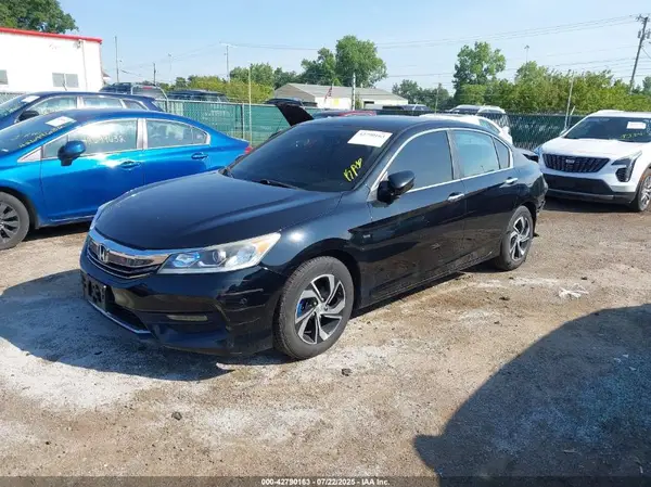 1HGCR2F32GA070931 2016 HONDA ACCORD - Image 2