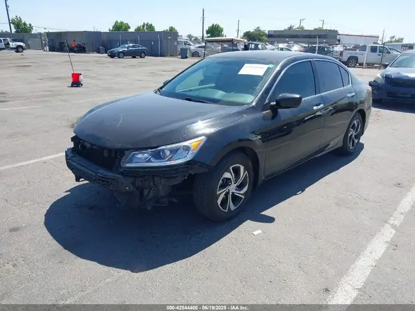 1HGCR2F32GA072730 2016 HONDA ACCORD - Image 2