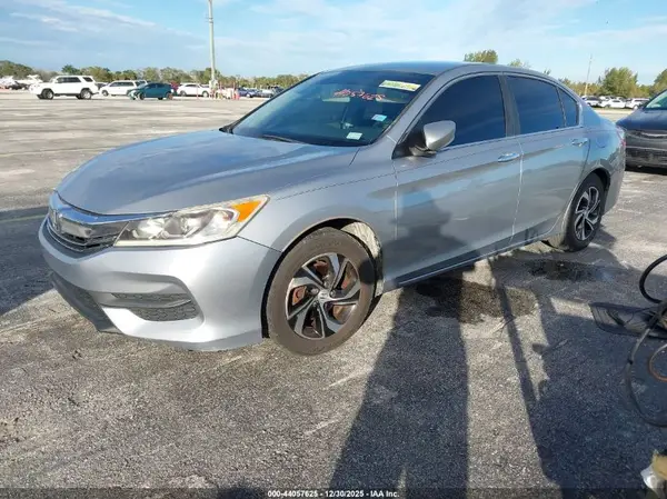 1HGCR2F32GA074333 2016 HONDA ACCORD - Image 2