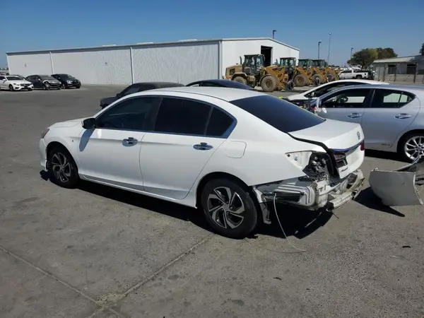 1HGCR2F32GA097093 2016 HONDA ACCORD - Image 2