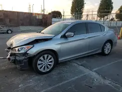 1HGCR2F32GA097806 2016 HONDA ACCORD