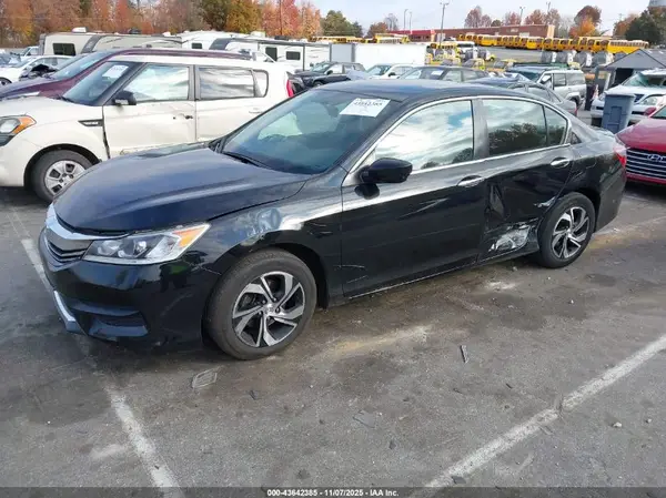 1HGCR2F32GA113597 2016 HONDA ACCORD - Image 2