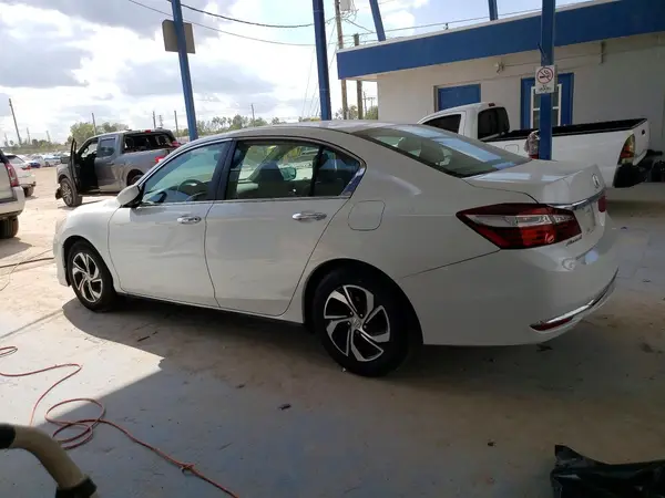 1HGCR2F32GA165411 2016 HONDA ACCORD - Image 2
