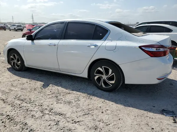 1HGCR2F32GA176313 2016 HONDA ACCORD - Image 2