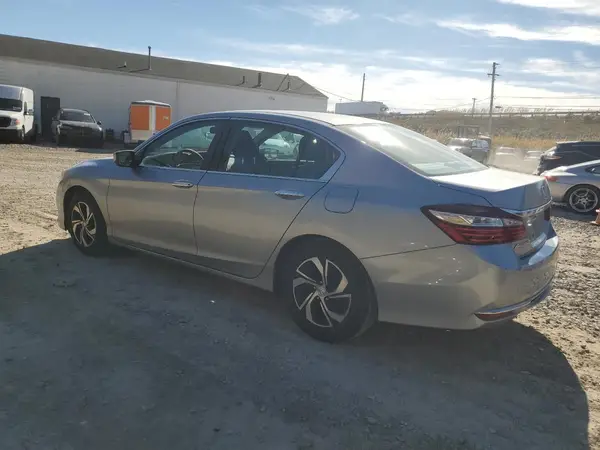 1HGCR2F32GA197842 2016 HONDA ACCORD - Image 2