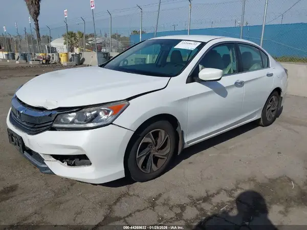 1HGCR2F32GA207785 2016 HONDA ACCORD - Image 2