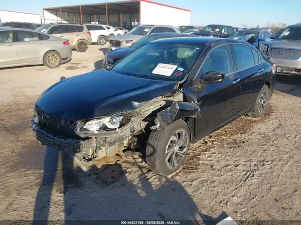 1HGCR2F32GA235831 2016 HONDA ACCORD - Image 2