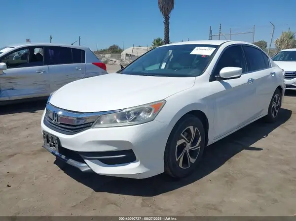1HGCR2F32HA032276 2017 HONDA ACCORD - Image 2