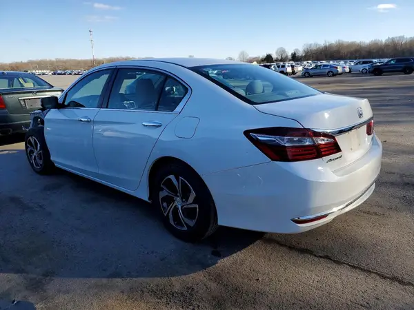 1HGCR2F32HA034335 2017 HONDA ACCORD - Image 2