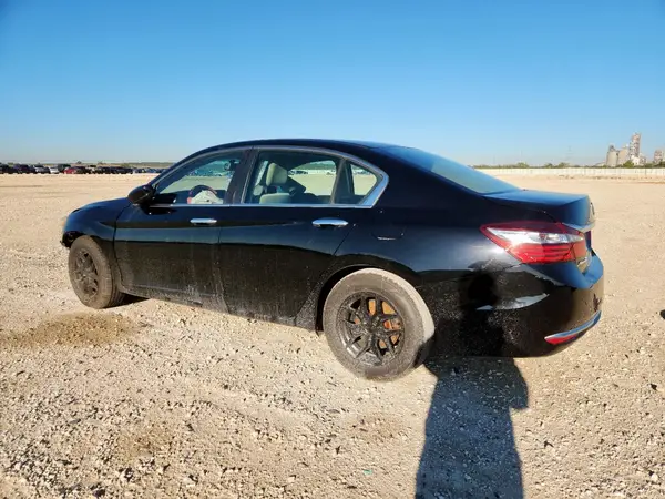 1HGCR2F32HA036277 2017 HONDA ACCORD - Image 2