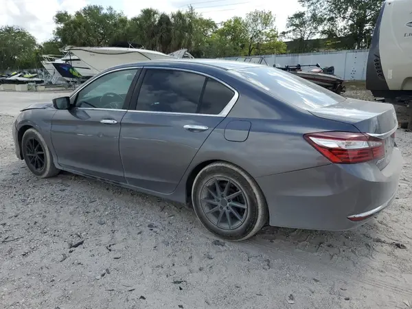 1HGCR2F32HA039518 2017 HONDA ACCORD - Image 2