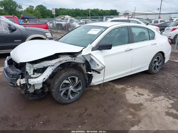 1HGCR2F32HA076651 2017 HONDA ACCORD - Image 2