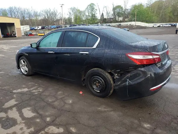 1HGCR2F32HA084846 2017 HONDA ACCORD - Image 2