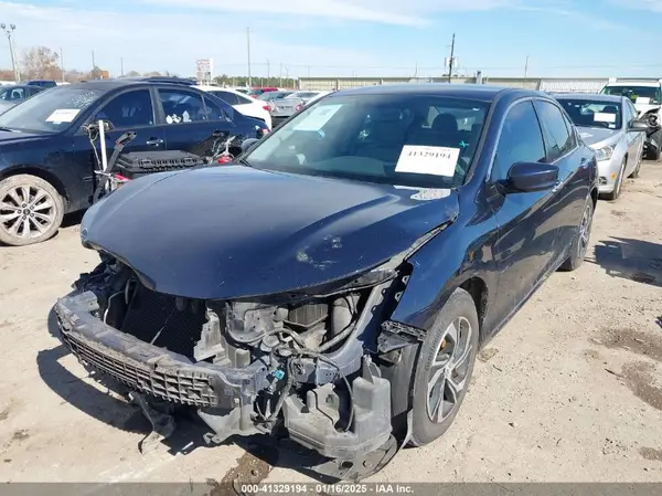 1HGCR2F32HA085883 2017 HONDA ACCORD - Image 2