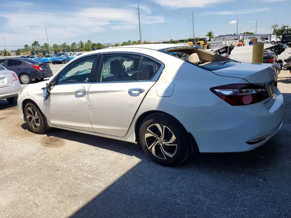 1HGCR2F32HA087388 2017 HONDA ACCORD - Image 2