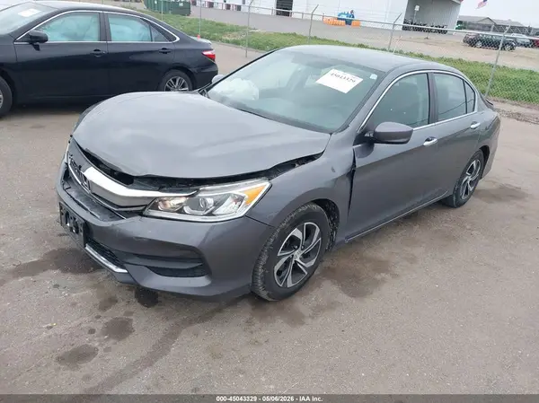 1HGCR2F32HA113326 2017 HONDA ACCORD - Image 2