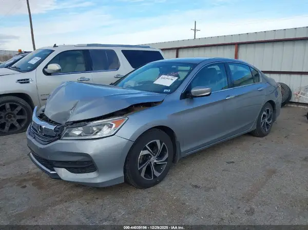 1HGCR2F32HA115027 2017 HONDA ACCORD - Image 2
