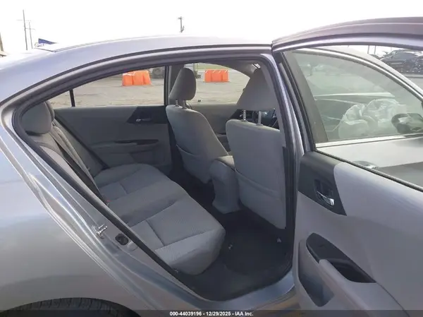 1HGCR2F32HA115027 2017 HONDA ACCORD - Image 8