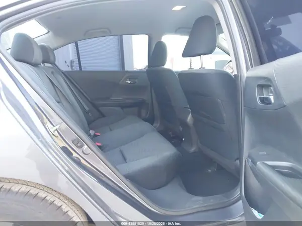 1HGCR2F32HA117439 2017 HONDA ACCORD - Image 8