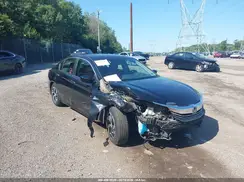 1HGCR2F32HA122575 2017 HONDA ACCORD