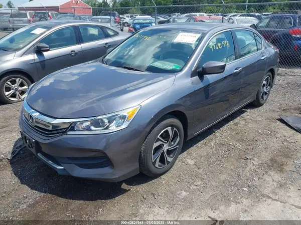 1HGCR2F32HA125153 2017 HONDA ACCORD - Image 2
