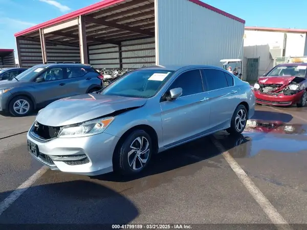 1HGCR2F32HA131793 2017 HONDA ACCORD - Image 2