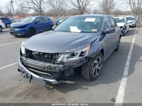 1HGCR2F32HA143510 2017 HONDA ACCORD - Image 2