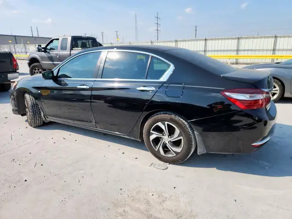1HGCR2F32HA147797 2017 HONDA ACCORD - Image 2