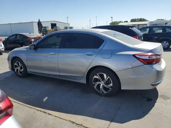 1HGCR2F32HA167709 2017 HONDA ACCORD - Image 2