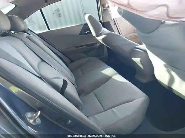 1HGCR2F32HA172926 2017 HONDA ACCORD - Image 8