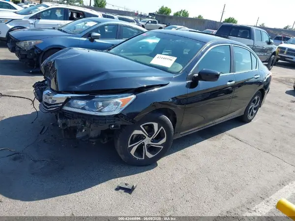 1HGCR2F32HA181397 2017 HONDA ACCORD - Image 2
