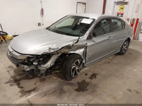 1HGCR2F32HA191783 2017 HONDA ACCORD - Image 2