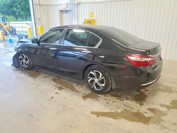 1HGCR2F32HA197535 2017 HONDA ACCORD - Image 2