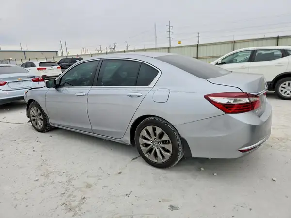 1HGCR2F32HA205312 2017 HONDA ACCORD - Image 2