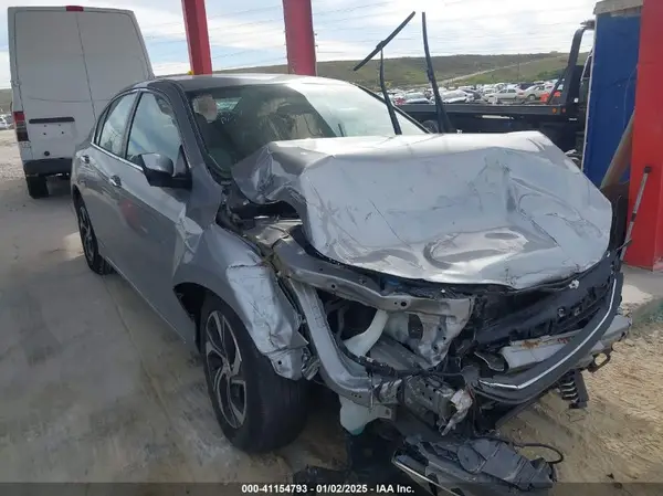 1HGCR2F32HA207920 2017 HONDA ACCORD - Image 1