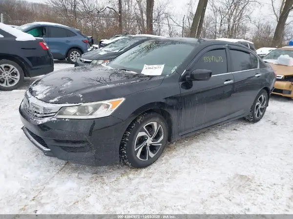 1HGCR2F32HA212339 2017 HONDA ACCORD - Image 2