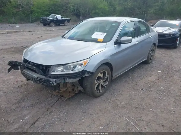 1HGCR2F32HA219792 2017 HONDA ACCORD - Image 2