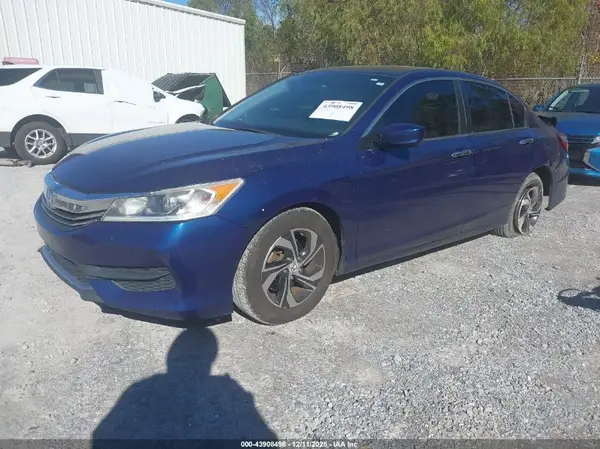 1HGCR2F32HA225026 2017 HONDA ACCORD - Image 2